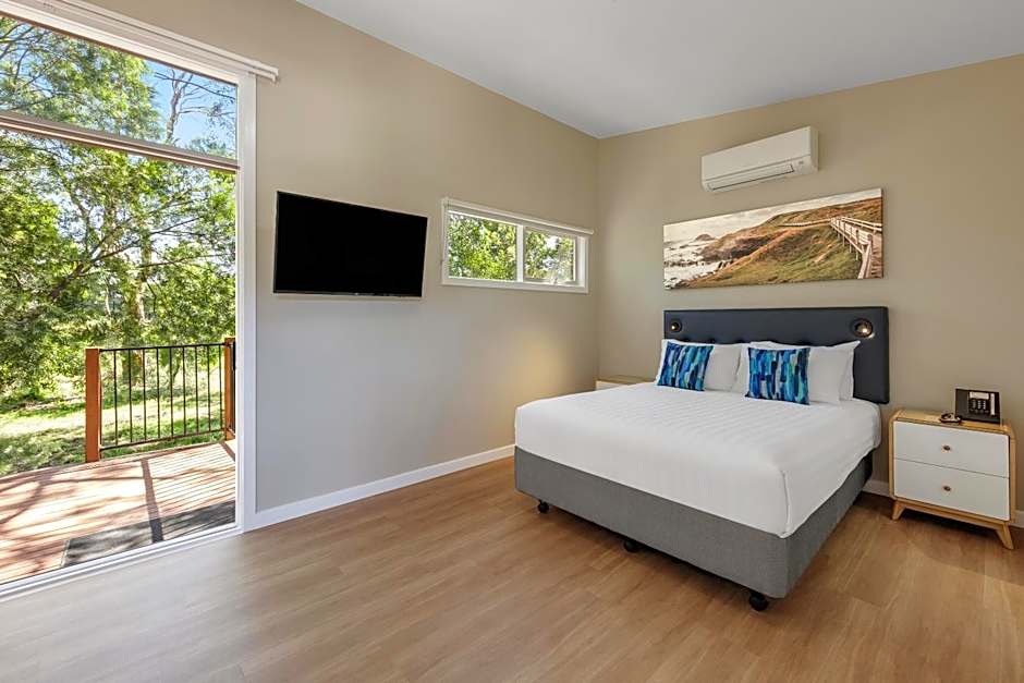Photo 1 of 2 of Deluxe Studio