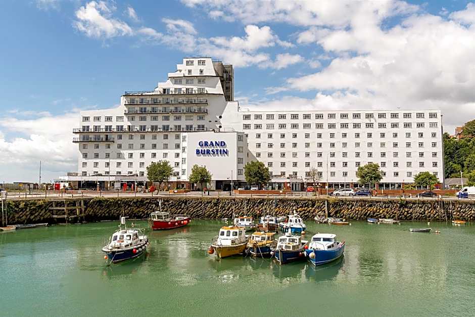 The Grand Burstin Hotel