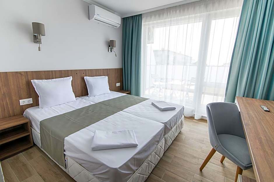 Cinema Hotel
