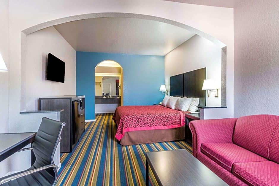 Days Inn by Wyndham Dickinson TX