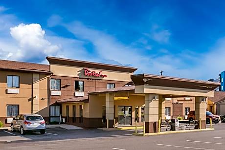 Red Roof Inn Denver - Lancaster County