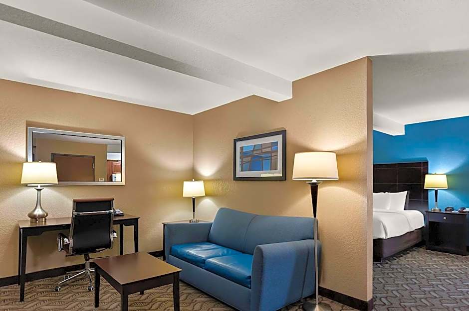 Comfort Inn & Suites Springfield I-55