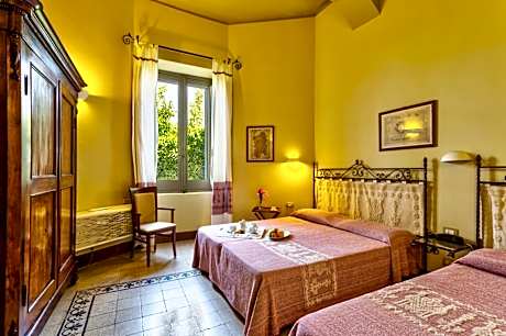 Double or Twin Room with Garden View