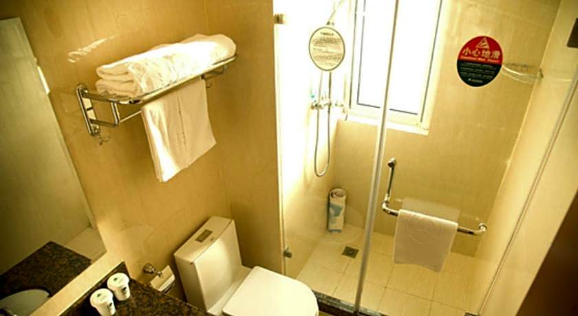 GreenTree Inn HeBei QinHuangDao ChangLi Country  MinSheng Road Walking Street Express Hotel