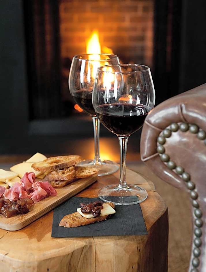 The Brunswick Hotel & Tavern