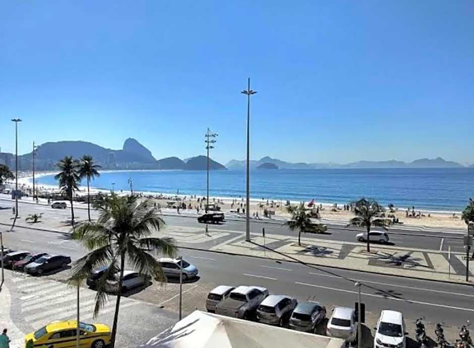 Apartamento em Copacabana beira mar