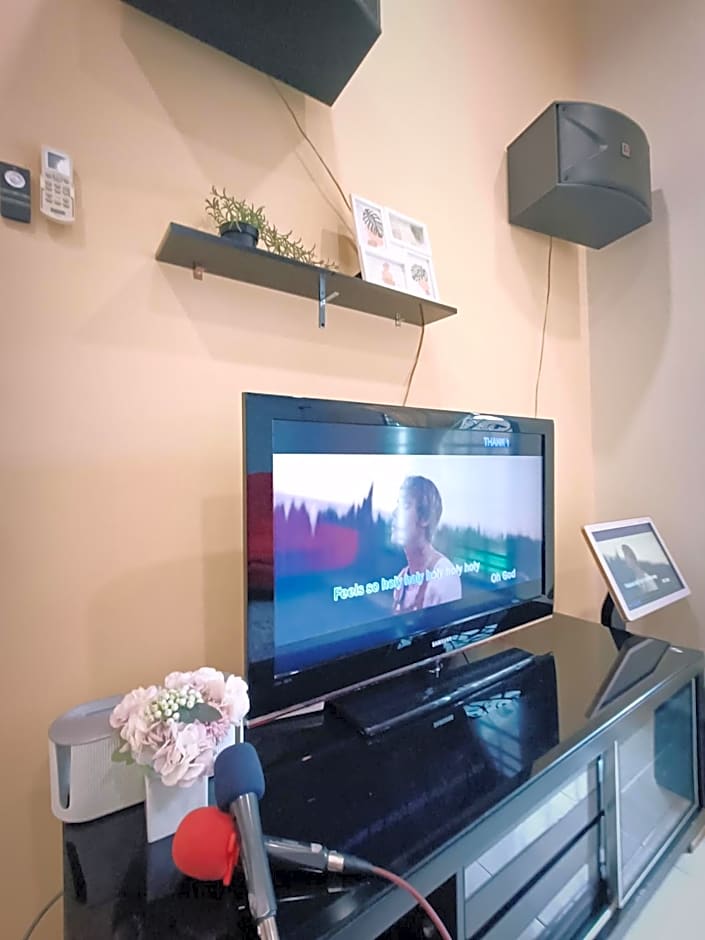 Melaka Homestay with pool 4BR Semi-D,BBQ,KTV,Billiard 15pax DeStarryVilla