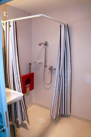 Twin Room - Disability Access