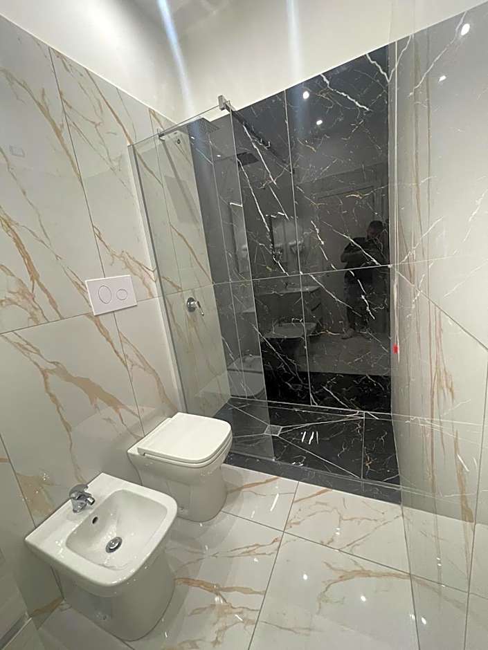 Life Hotel