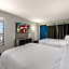 Red Roof PLUS & Suites Virginia Beach - Seaside