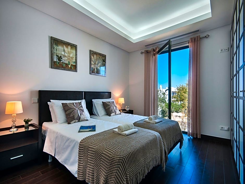 Luxurious Villa in Tavira with Private Pool