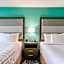 La Quinta Inn & Suites by Wyndham Batavia