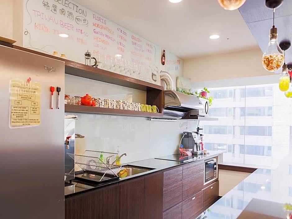 Sleepy Dragon Hostel