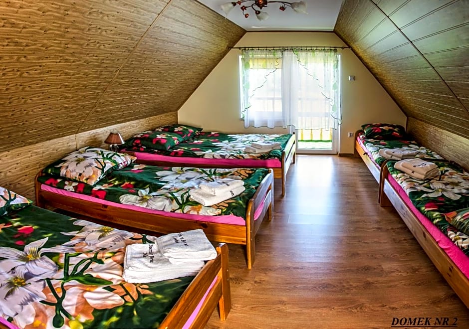 Domki i Pokoje u Borsa