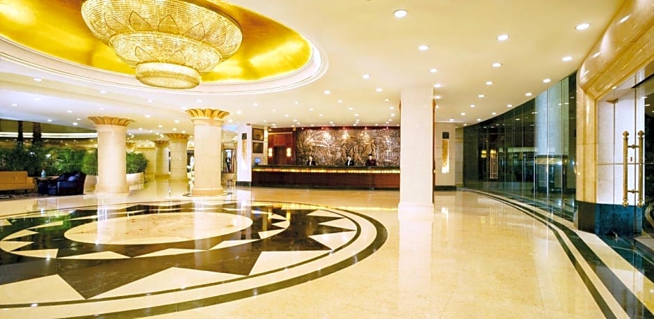 The Pavilion Hotel – Shenzhen, IA