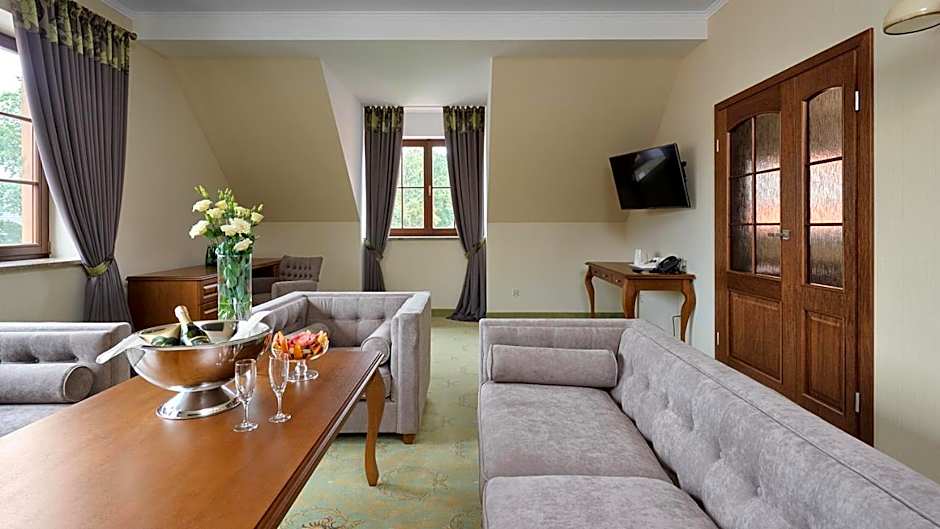 Hotel Pałac Poledno