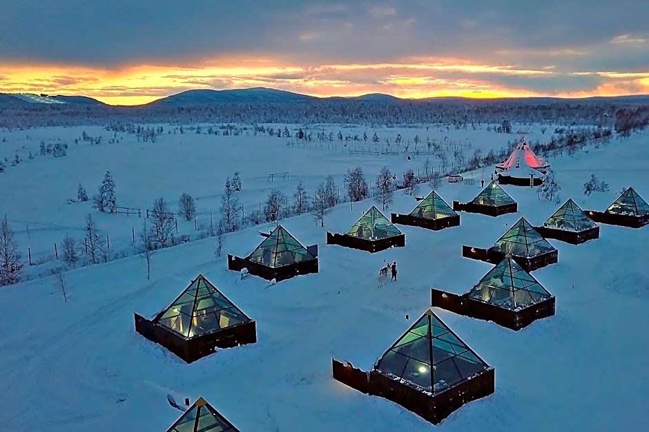 Elves Village Hotel