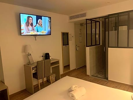 Large Double or Twin Room