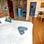 Tonmai Suites