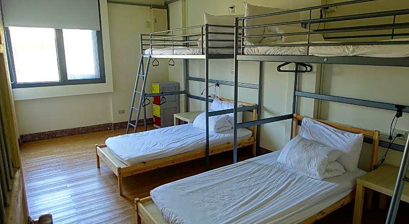 Chiayi Petite Hostel