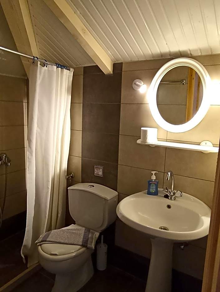 Oasis - Harbor House