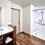 Holiday Inn Express and Suites Brantford By IHG