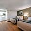 Birch Hill Suites Kansas City - Independence
