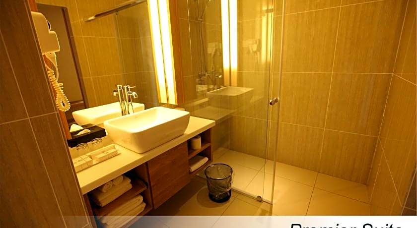 Casuarina@Meru Hotel