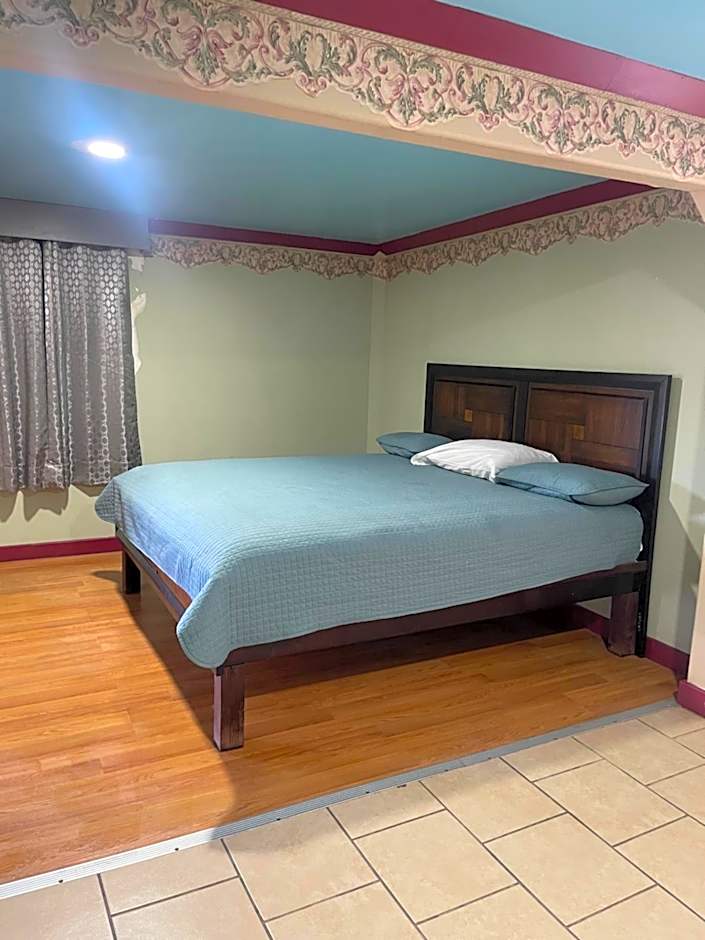 Provo Inn & Suites