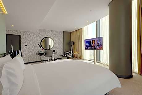 High Floor Room King Bed City View