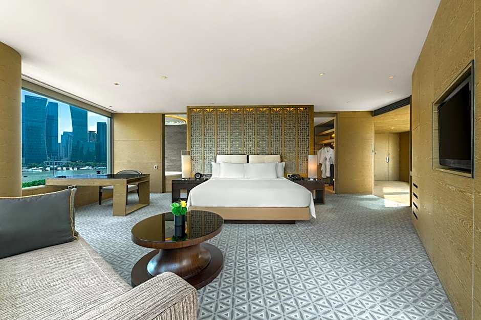 Photo 1 of 6 of Junior Suite, Riverside View