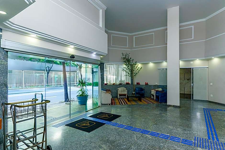 Hotel Augusta Boulevard
