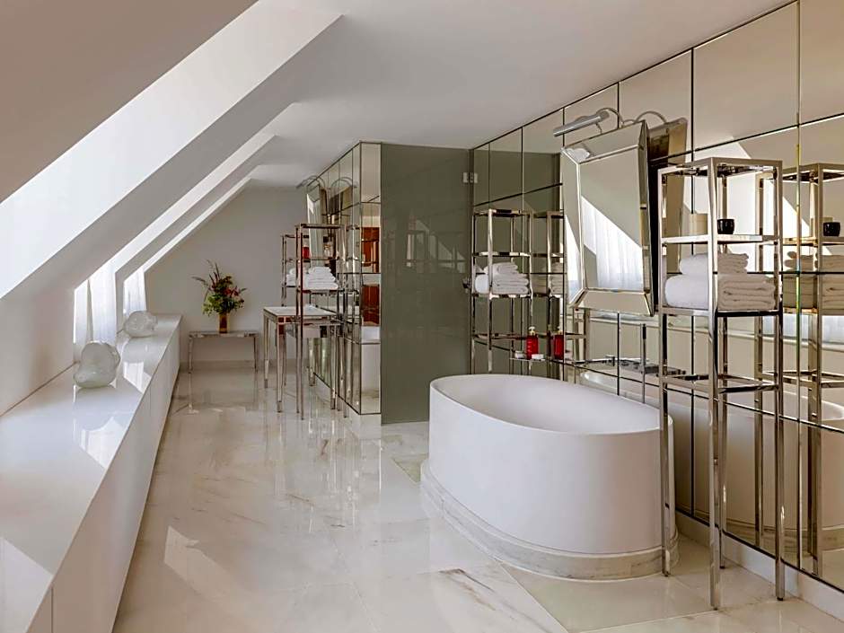 Le Royal Monceau Hotel Raffles Paris