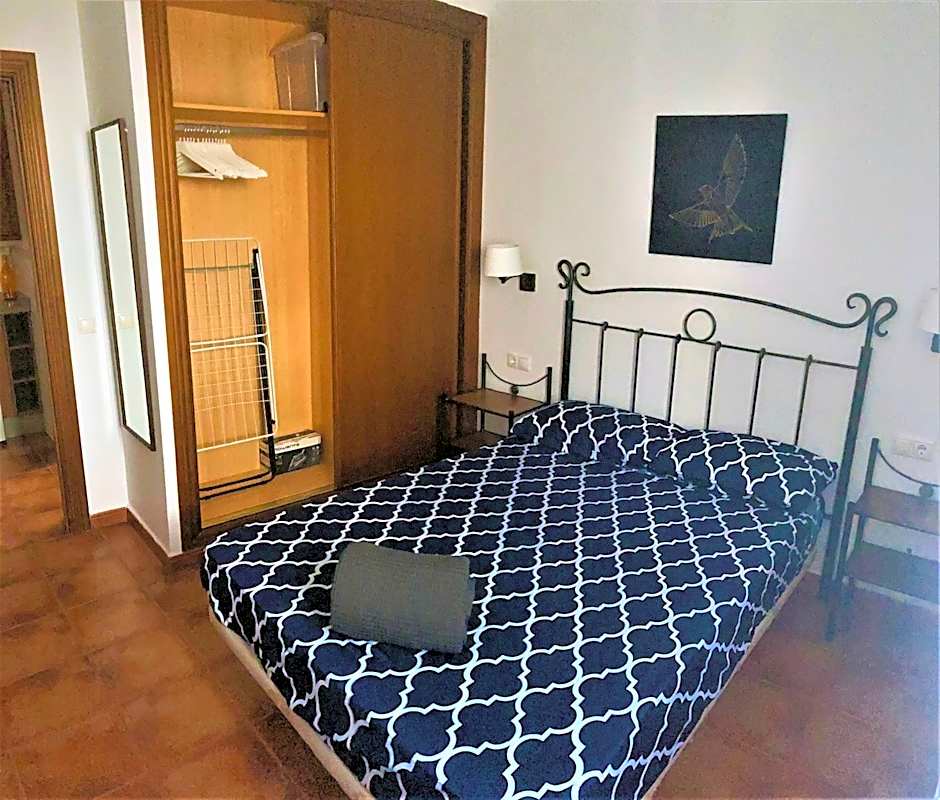 APARTAMENTOS CASERIA DE COMARES