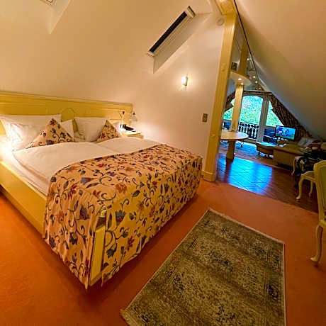 Suite with Balcony or Terrace