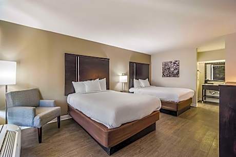Queen Room with Two Queen Beds - Accessible/Non Smoking