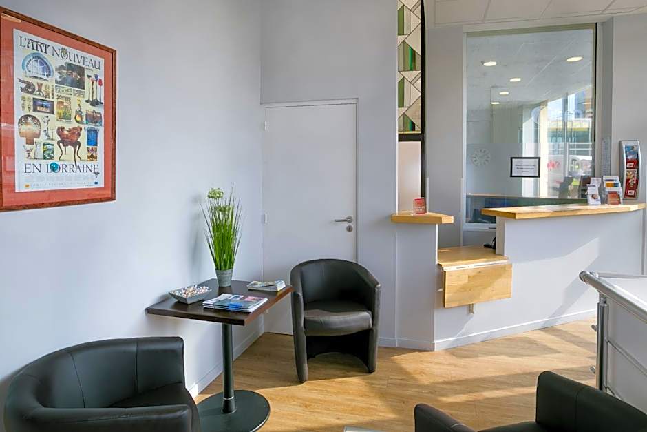 Hotel Foch Nancy Gare