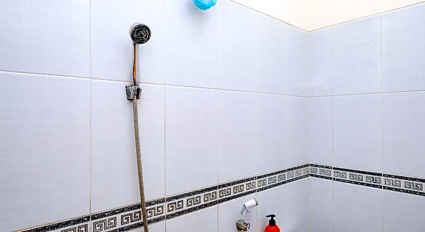 RedDoorz Syariah near Alun Alun Kebumen