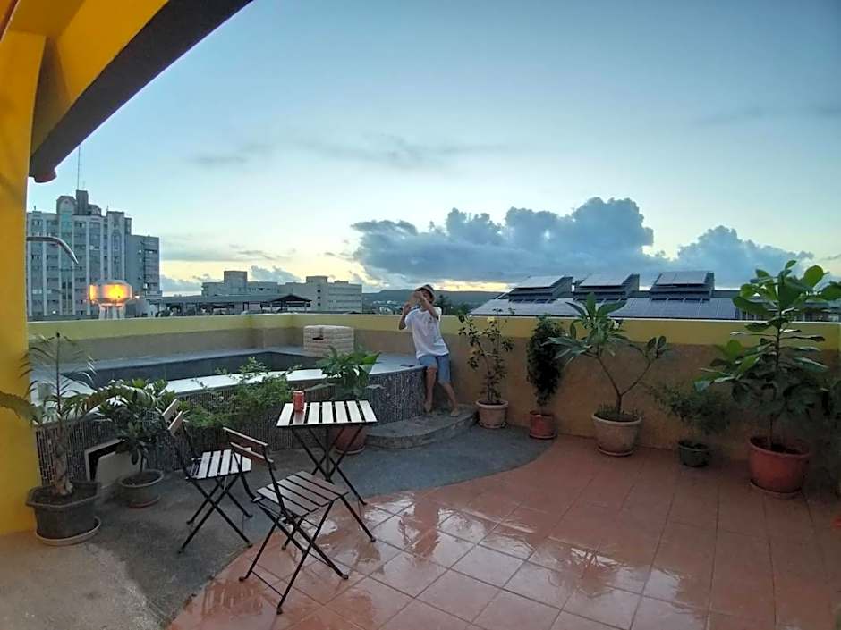 La Fleur BnB & Restaurant