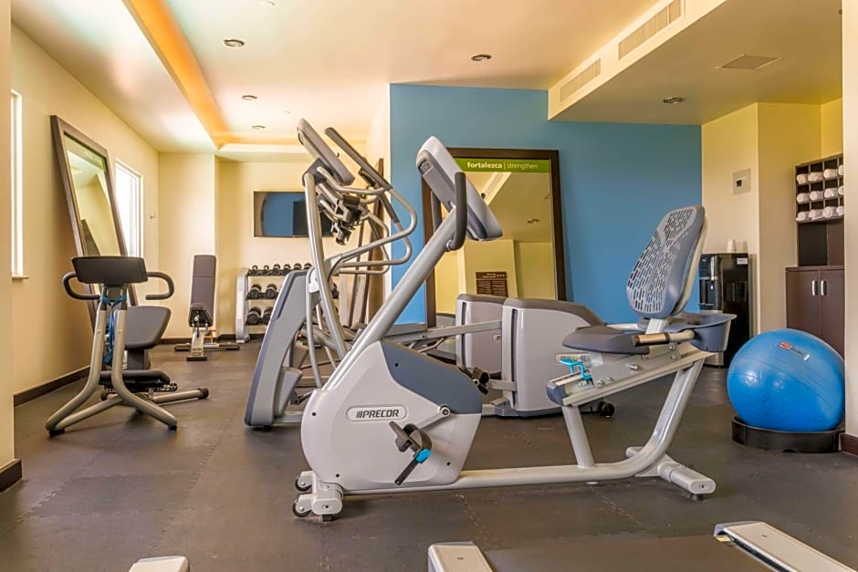 Hampton Inn & Suites by Hilton Salamanca Bajio