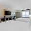 Country Inn & Suites by Radisson, Vallejo Napa Valley, CA