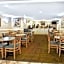 La Quinta Inn & Suites by Wyndham Detroit Canton
