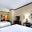 Holiday Inn Express Hotel & Suites Byram By IHG