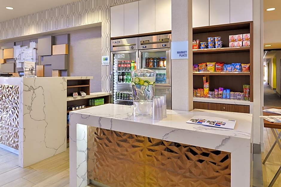 Holiday Inn Express Hotel & Suites Elk Grove Ctrl - Sacramento S By IHG