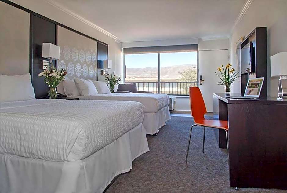 Park Pointe Hotel