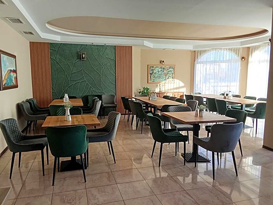 Alekta Hotel - Free Parking