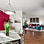Beverly Hills Chic 2 bed 2bath with Patio and Parking 309
