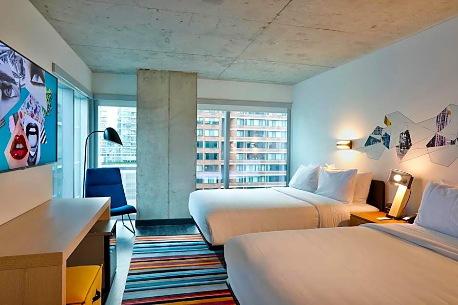 Aloft Chicago Mag Mile