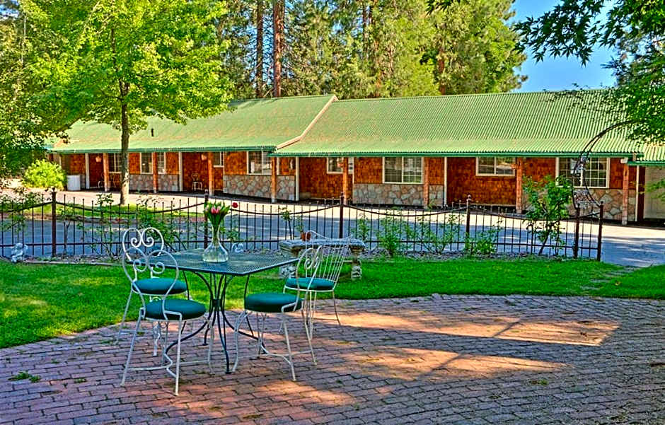 Strawberry Valley Inn