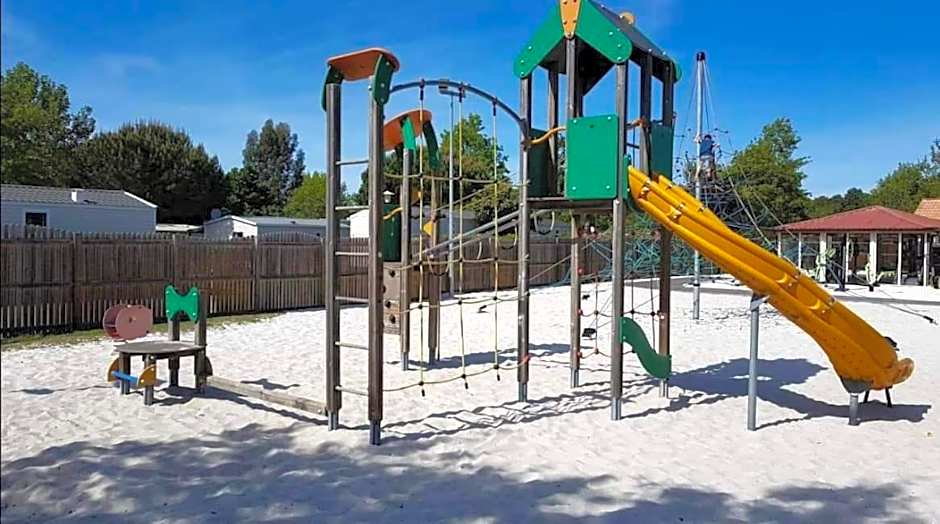 Mobil home camping la réserve Gastes